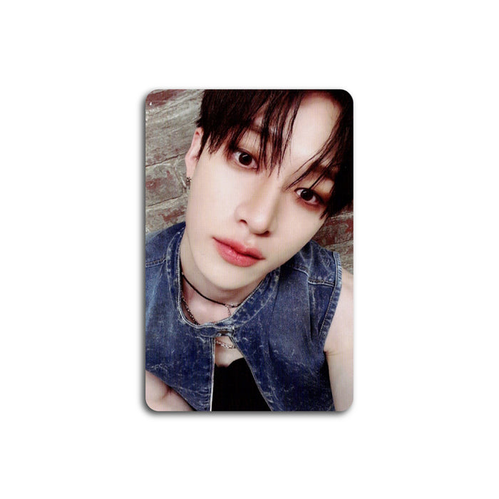 * HOLIDAY 2024 SPECIAL 42-B | [ STRAY KIDS ] ATE | (VER.B) OFFICIAL PHOTOCARD