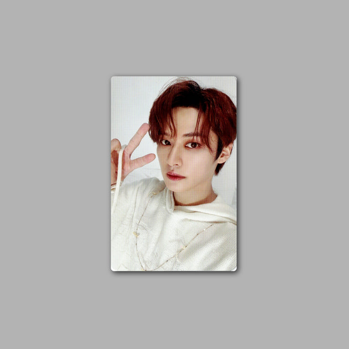 * HOLIDAY 2024 SPECIAL 42-K2 | [ STRAY KIDS ] ROCK-STAR (b) | OFFICIAL PHOTOCARD