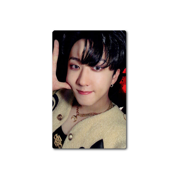 * HOLIDAY 2024 SPECIAL 42-K1 | [ STRAY KIDS ] ROCK-STAR (a) | OFFICIAL PHOTOCARD