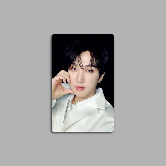 * HOLIDAY 2024 SPECIAL 42-A | [ STRAY KIDS ] ATE | (VER.A) OFFICIAL PHOTOCARD