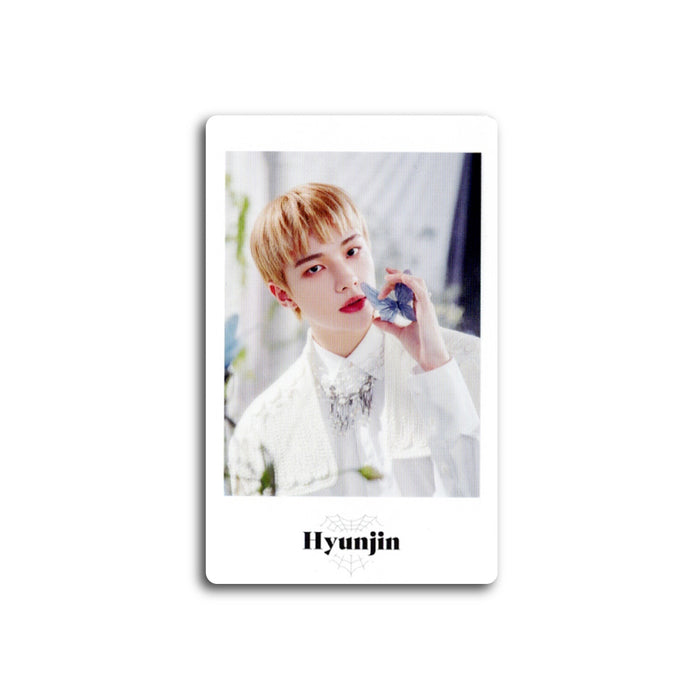 * HOLIDAY 2024 SPECIAL 42-E | [ STRAY KIDS ] MANIAC ENCORE IN JAPAN | OFFICIAL POLAROID PHOTOCARD