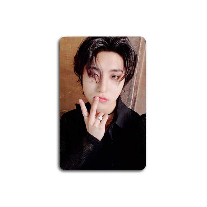 * HOLIDAY 2024 SPECIAL 42-B | [ STRAY KIDS ] ATE | (VER.B) OFFICIAL PHOTOCARD