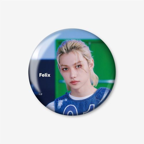 STRAY KIDS Photo Badge -"Social Path (Feat. Lisa) / Super Bowl -Japanese Ver.-"