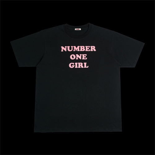 ROSÉ [ ROSIE ] (MD) NUMBER ONE GIRL BLACK T-SHIRT