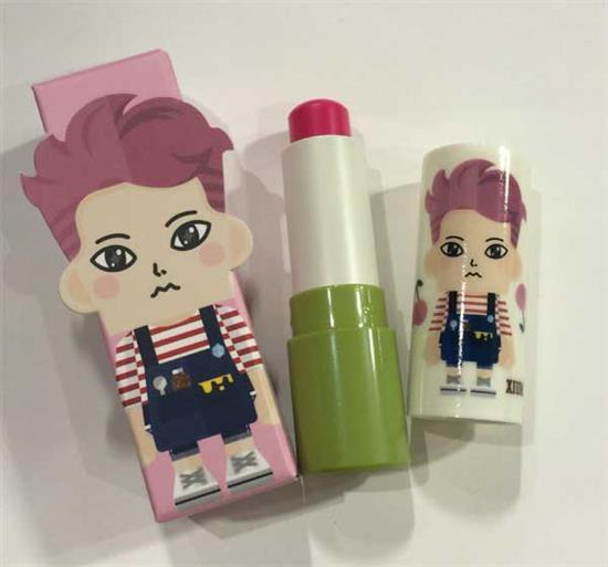 MUSIC PLAZA Goods EXO XIUMIN</strong><br/>PAPER TOY<br/>LIP BALM / CHERRY