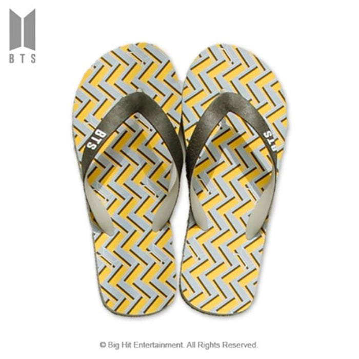 방탄소년단 | BTS IDOL FLIP-FLOPS SIZE 8 (260MM)