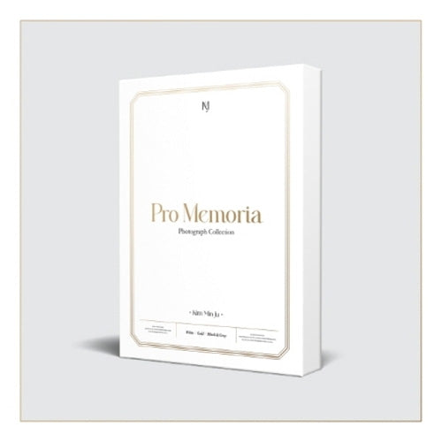 김민주 | KIM MINJU 1ST PHOTOBOOK [ PRO MEMORIA ]