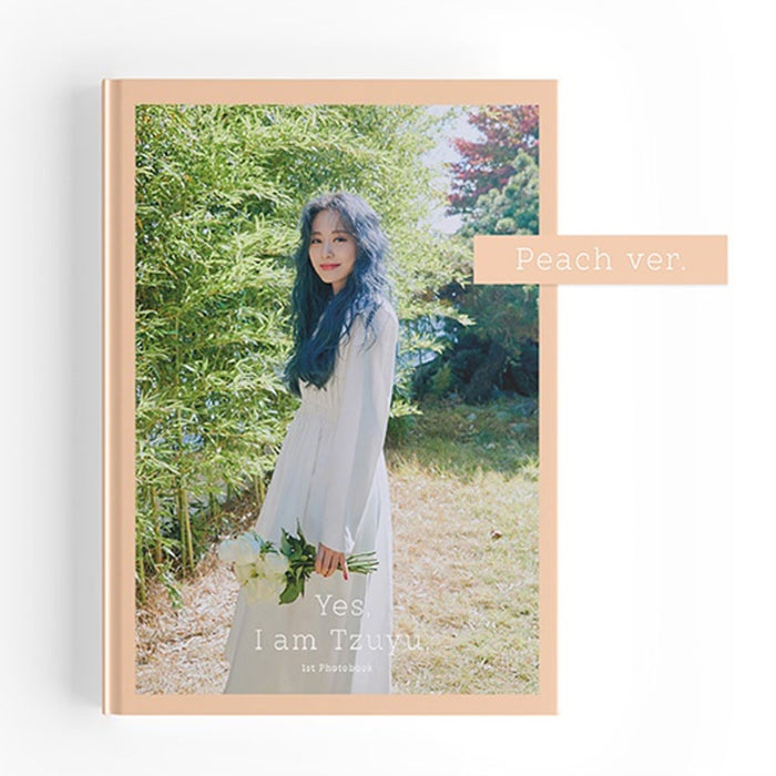 쯔위 | TZUYU 1ST PHOTOBOOK [ YES, I AM TZUYU ]